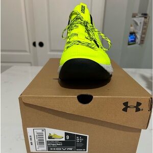New under armor Men’s Rock shoes
